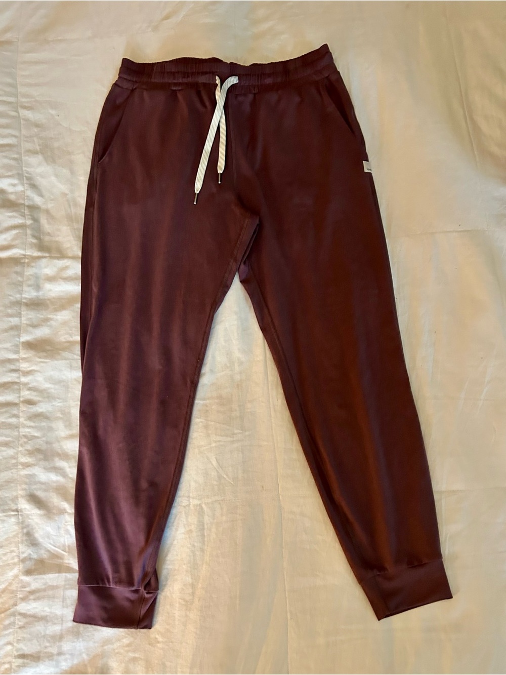 Vuori Performance Joggers, Fig Heather, Maroon, Drawstring, Pockets, Sweatpants - Picture 4 of 16